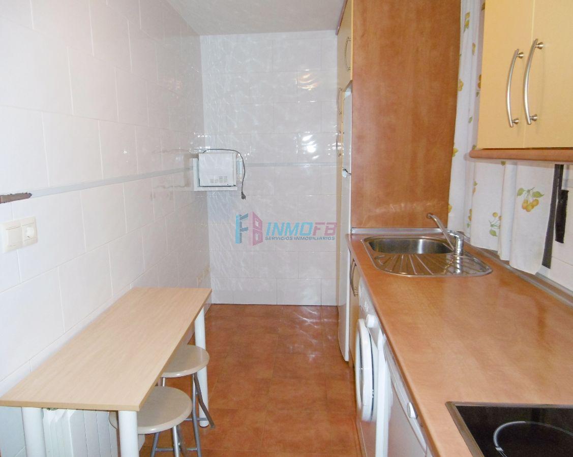 For sale of flat in Valverde del Majano