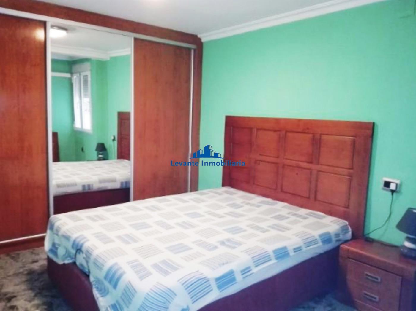 For sale of flat in Valencia