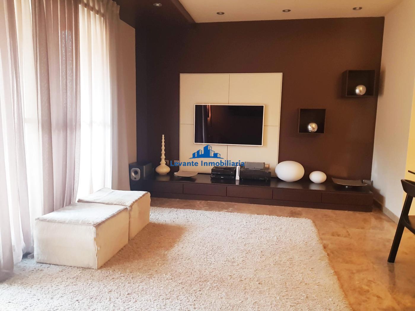 For sale of flat in Valencia