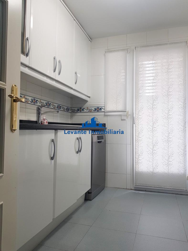 For sale of flat in Valencia