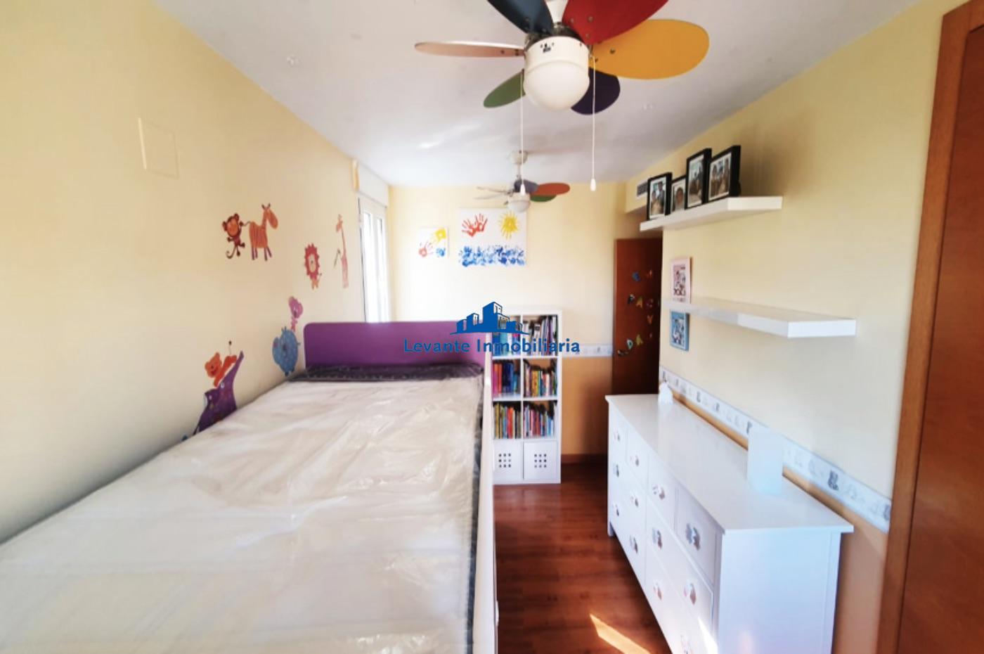 For sale of flat in Valencia