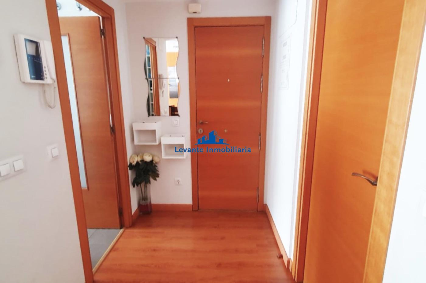 For sale of flat in Valencia