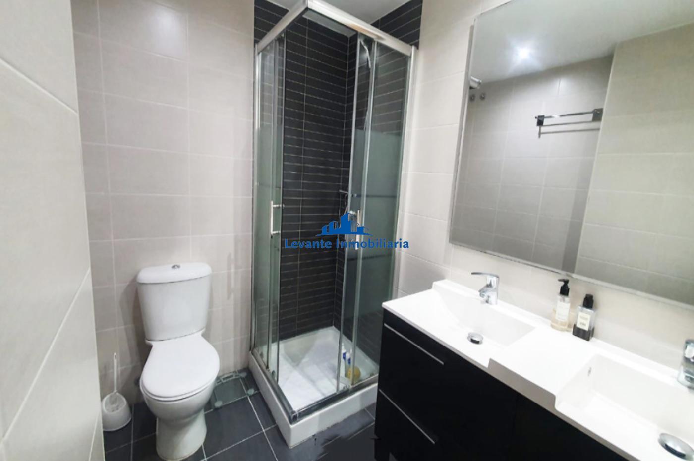 For sale of flat in Valencia