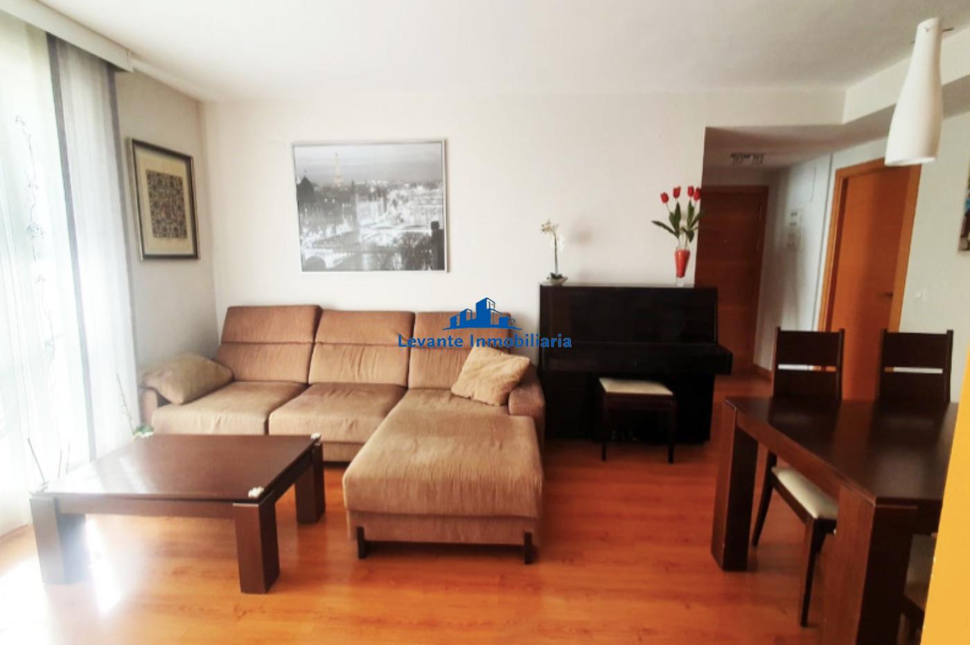 For sale of flat in Valencia