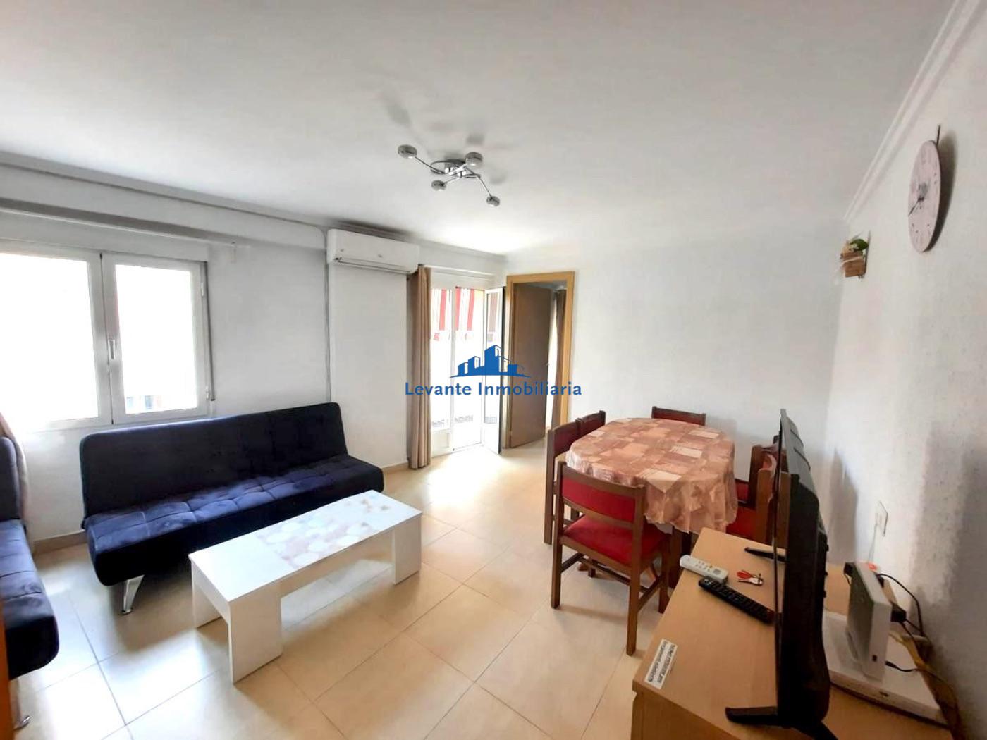 For sale of flat in Valencia