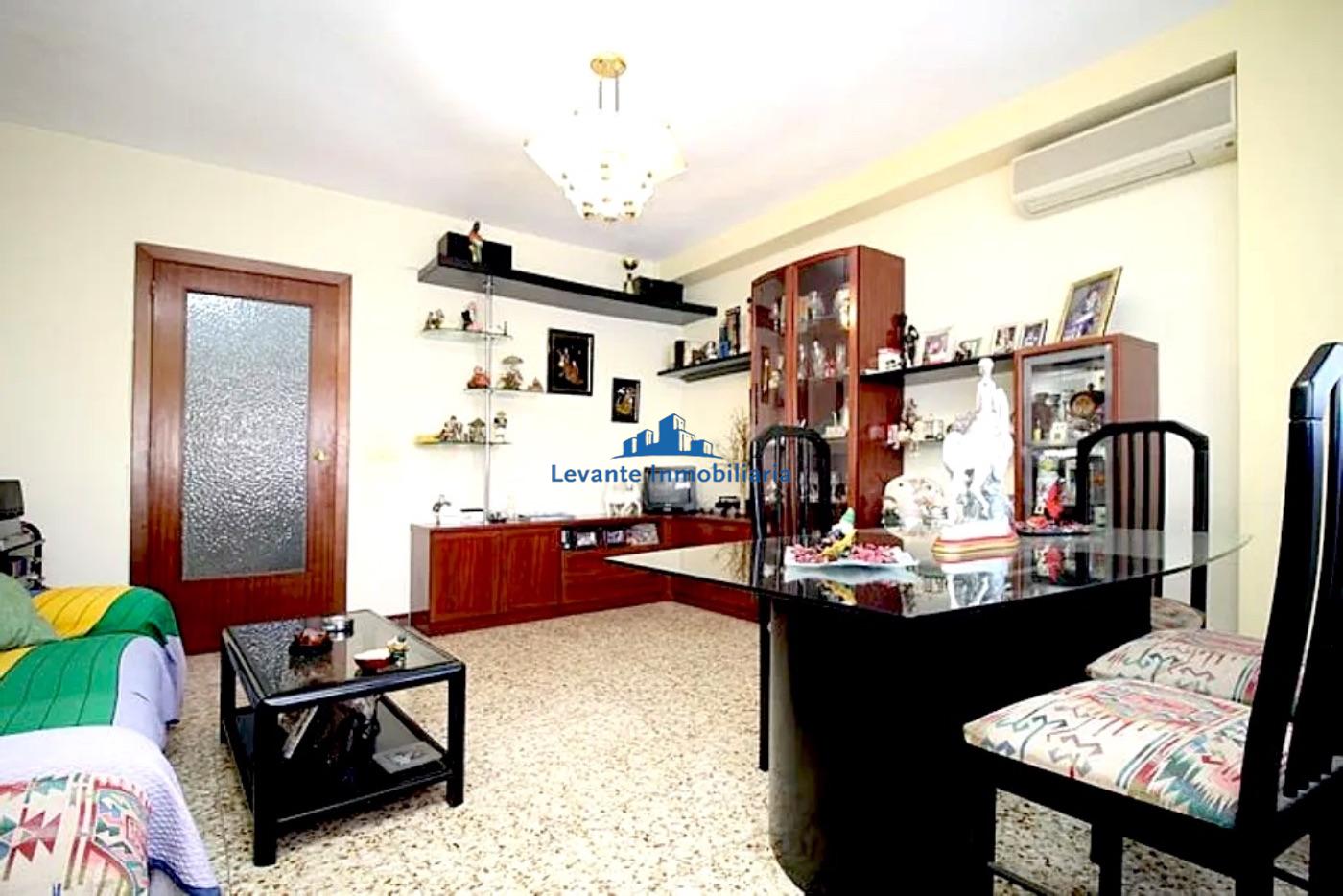 For sale of flat in Paiporta
