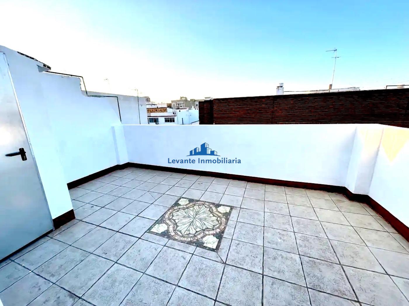 For rent of penthouse in Alfafar