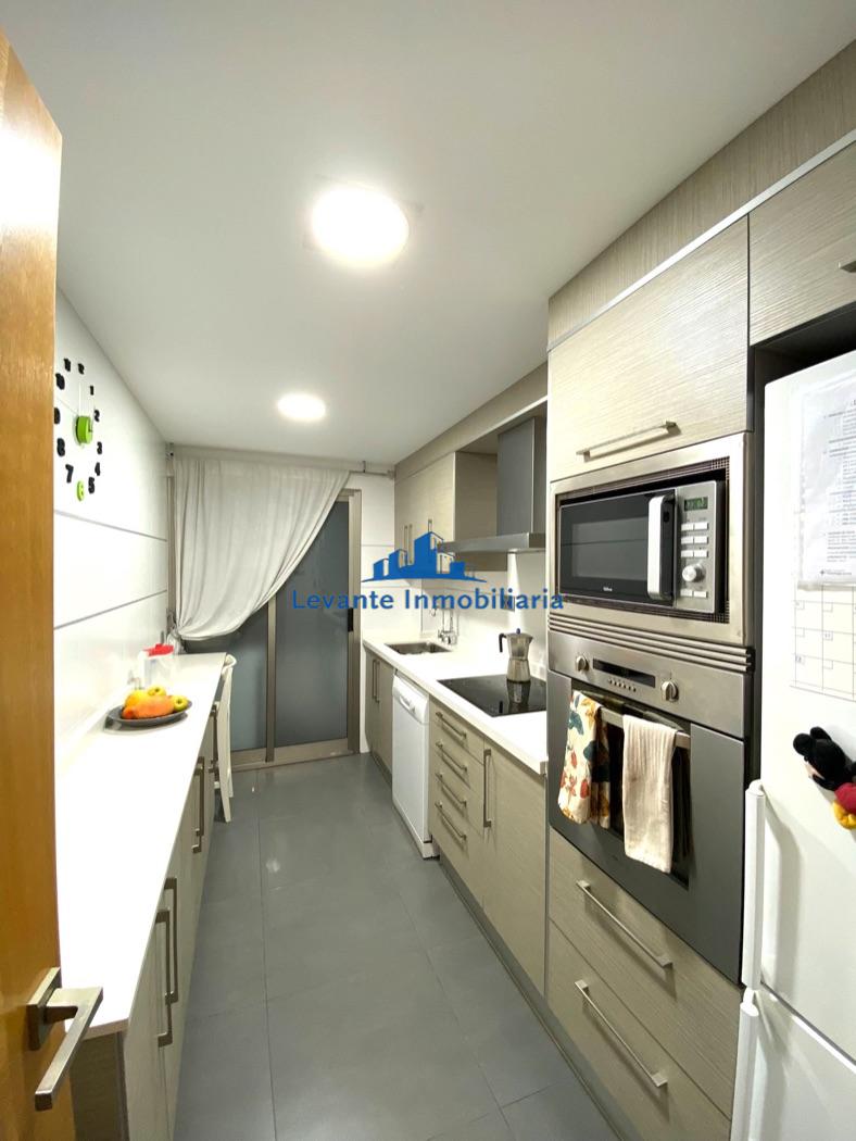 For sale of flat in Bonrepòs i Mirambell
