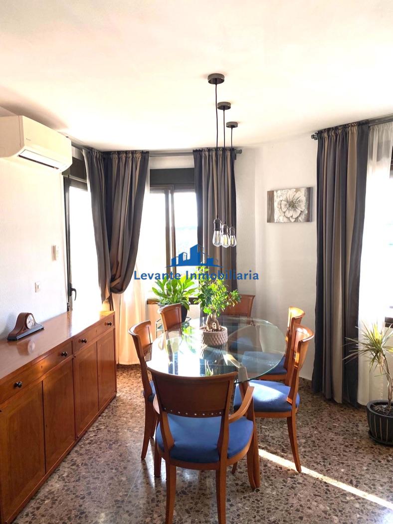 For sale of flat in Bonrepòs i Mirambell