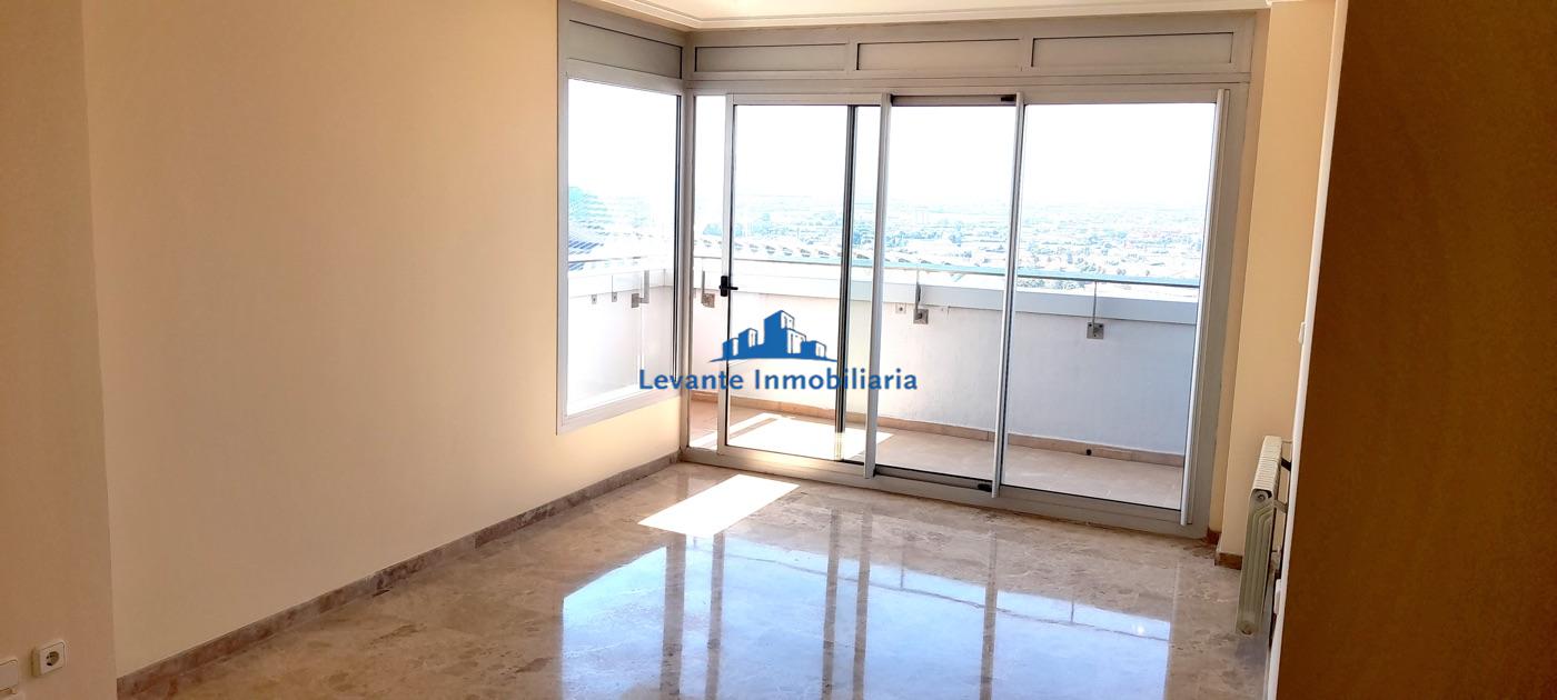 For rent of flat in Valencia