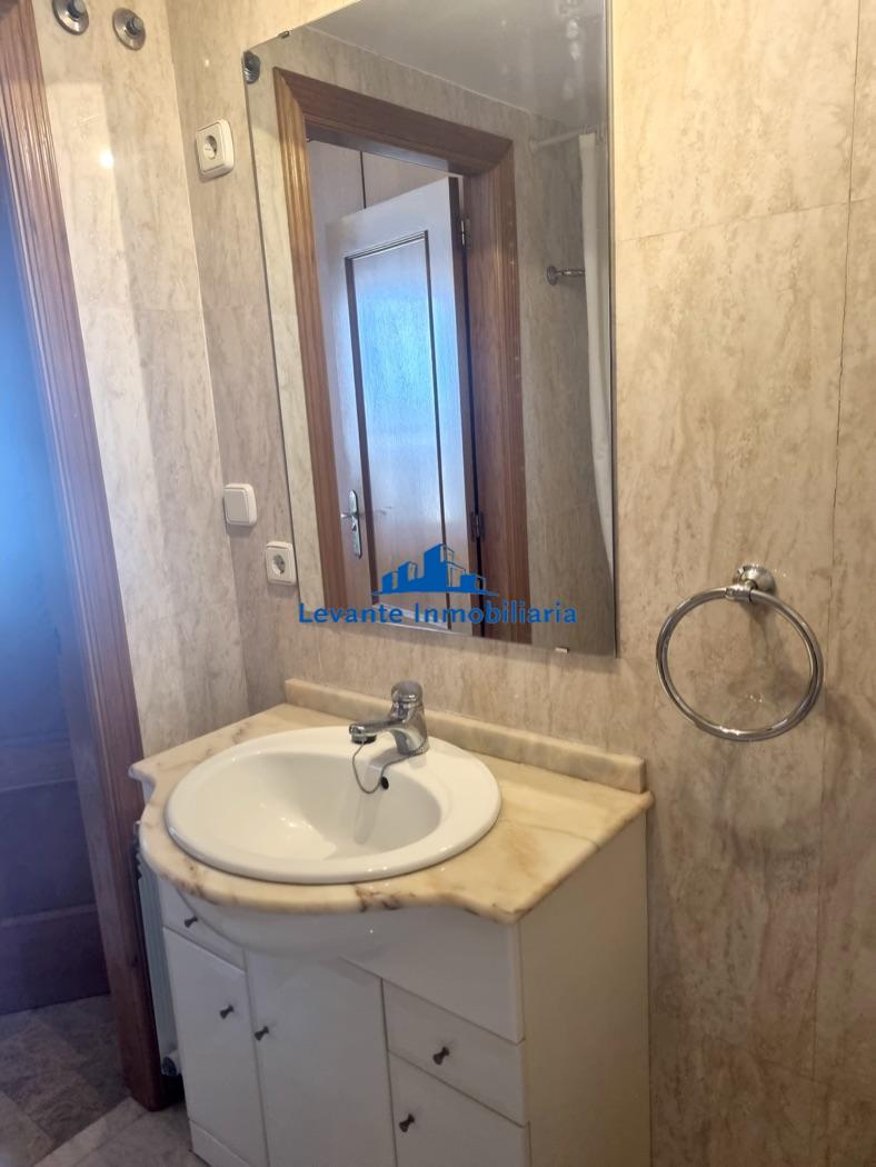 For rent of flat in Valencia