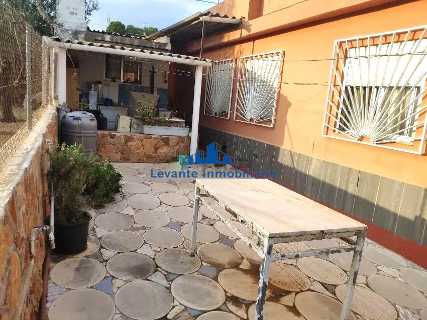 Venta de chalet en Chiva