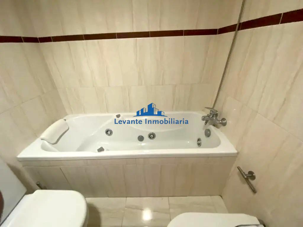 For sale of flat in Torrent