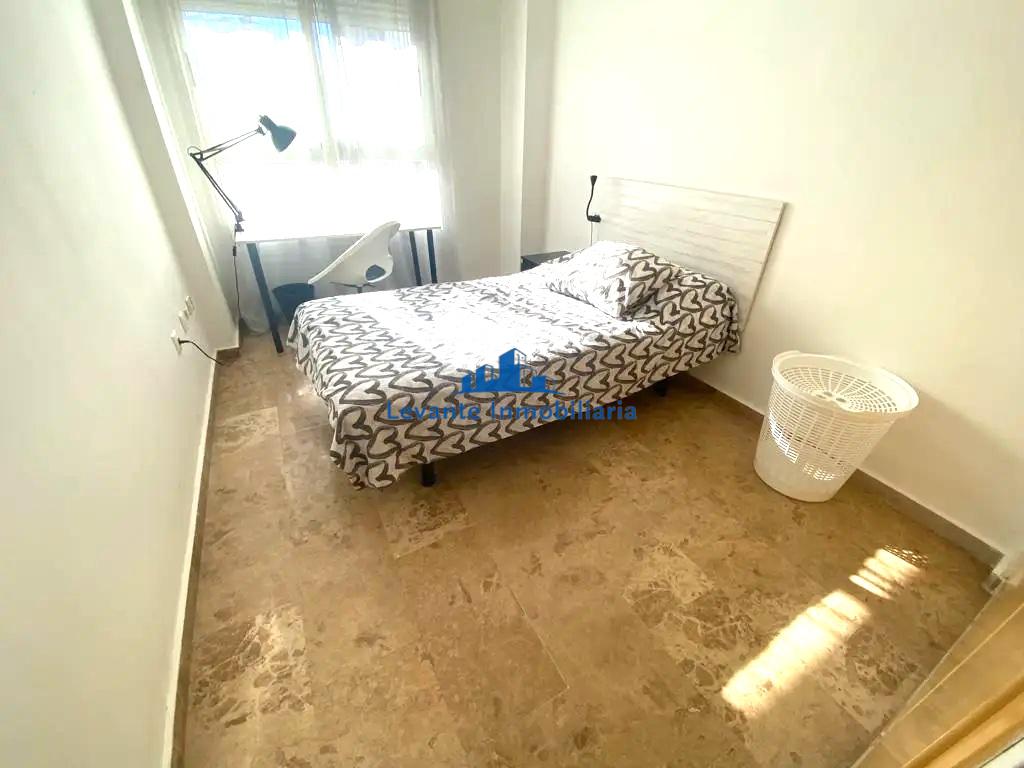 For sale of flat in Torrent