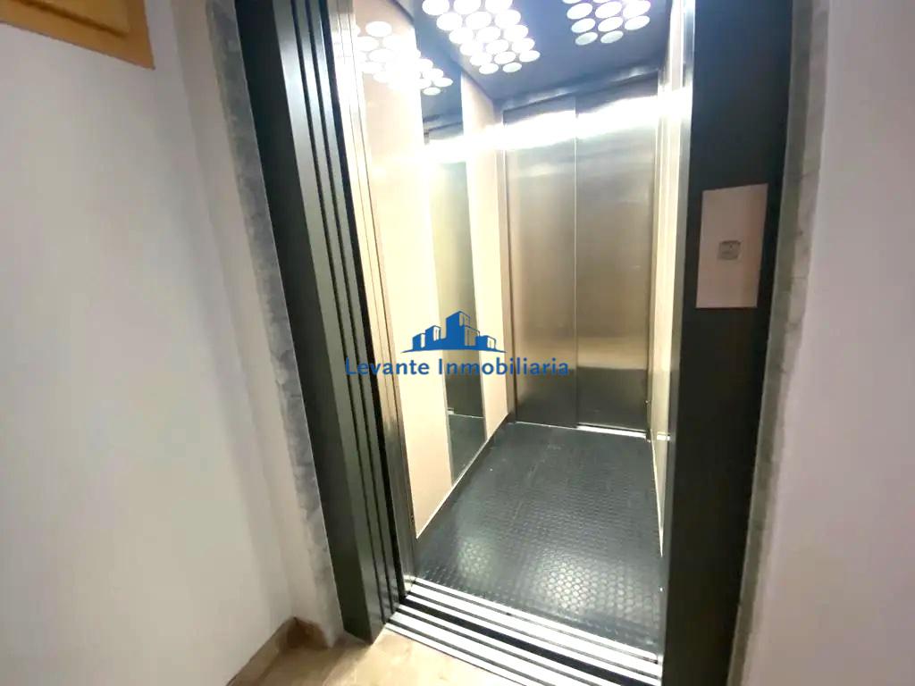 For sale of flat in Torrent