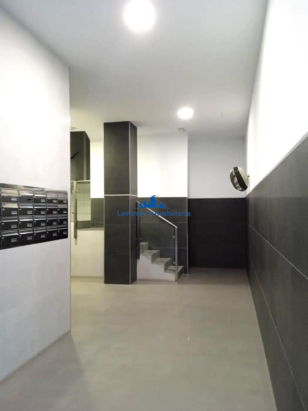 For sale of flat in Valencia