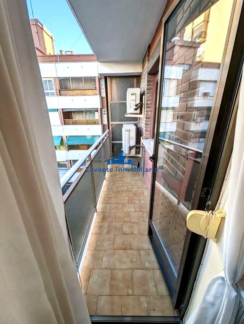 For sale of flat in Valencia