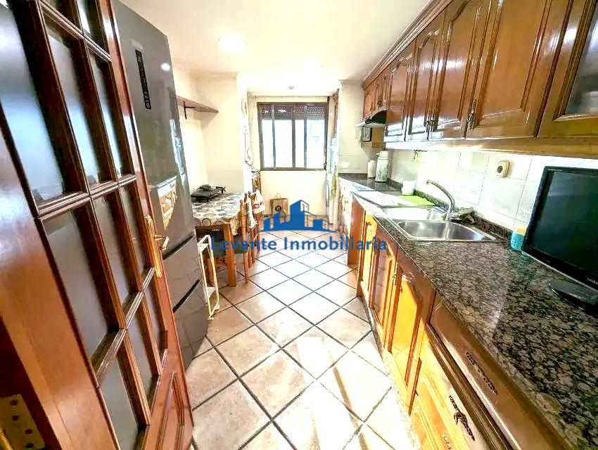 For sale of flat in Valencia
