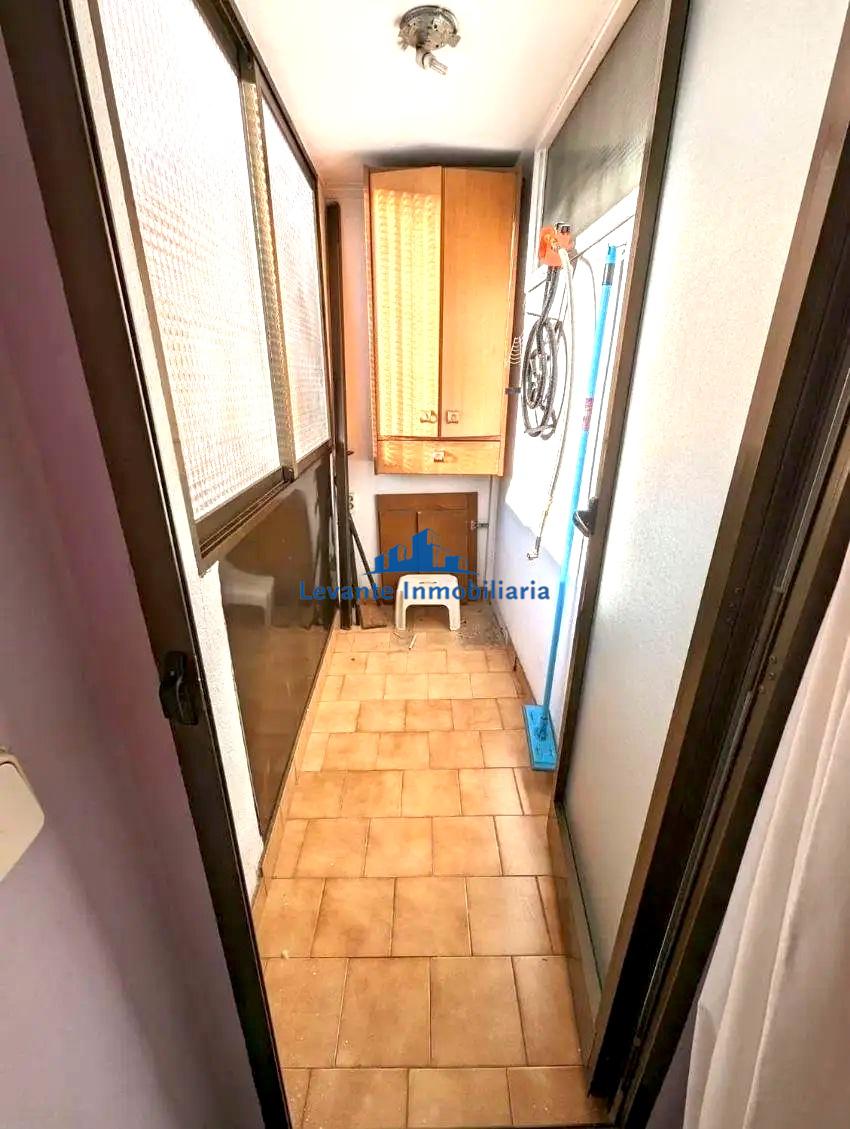 For sale of flat in Valencia