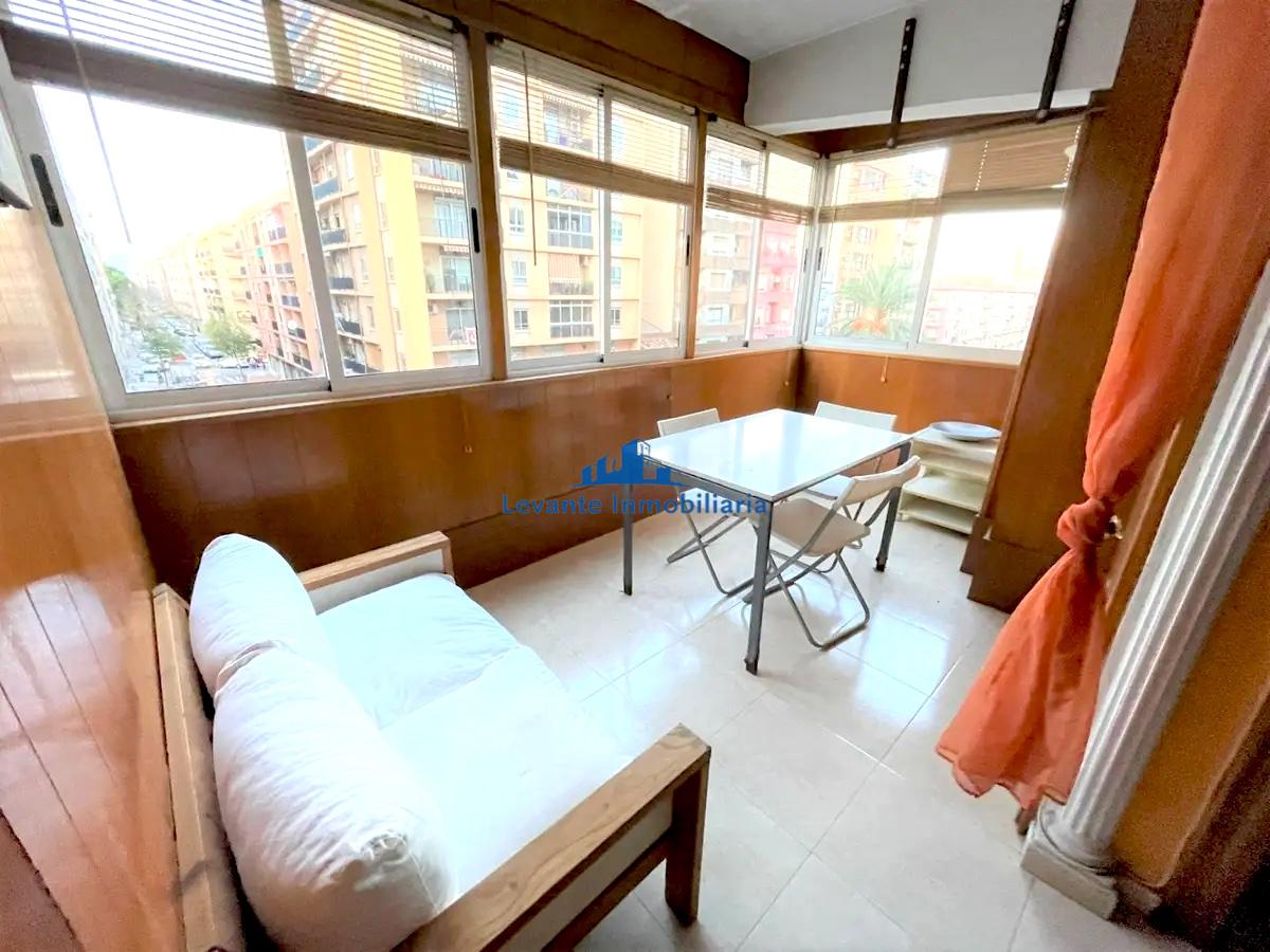 For sale of flat in Valencia