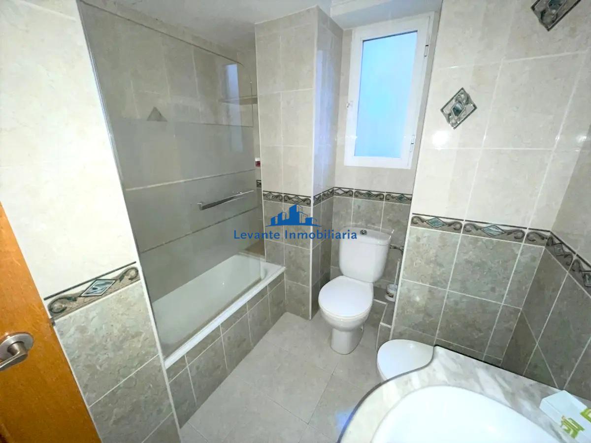 For sale of flat in Valencia