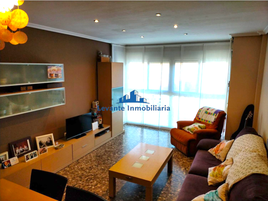 For sale of flat in Xirivella