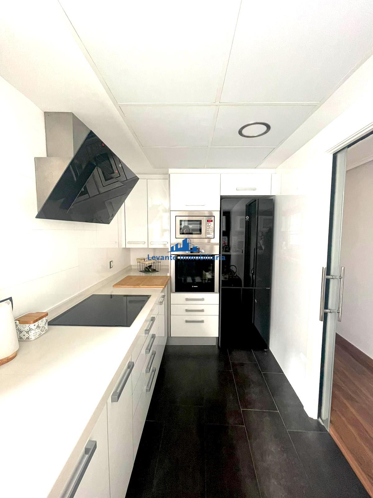 For sale of flat in Aldaia