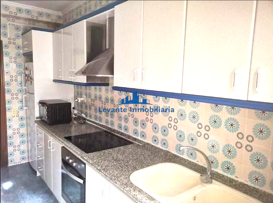 For sale of flat in Valencia