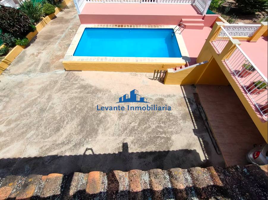 For sale of chalet in Montroy