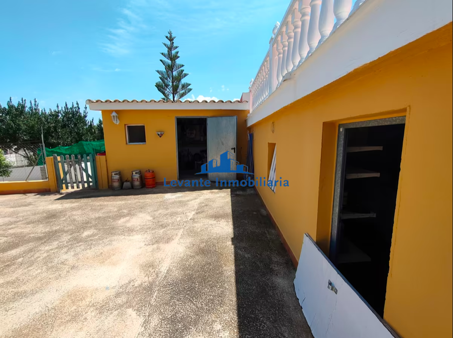 For sale of chalet in Montroy