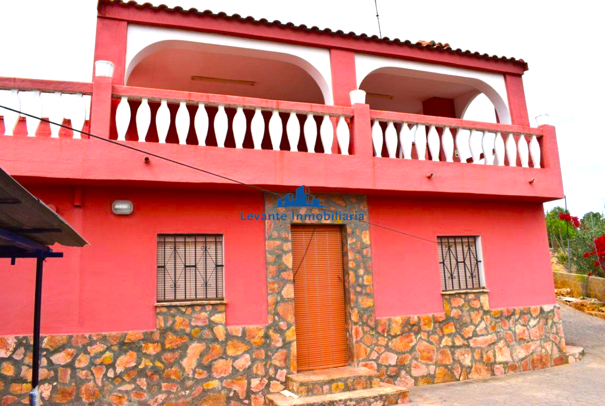 Venta de chalet en Montroy