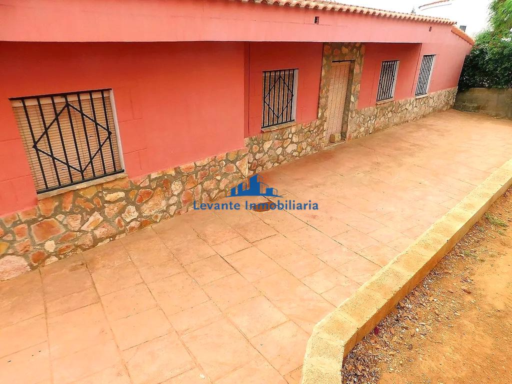 Venta de chalet en Montroy