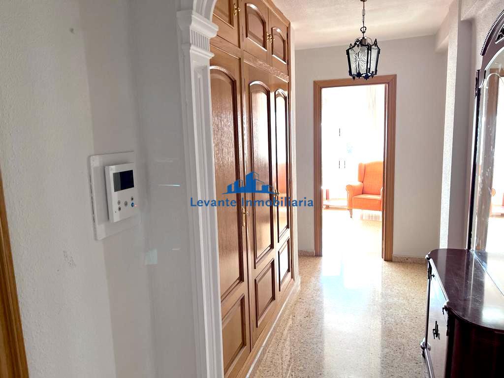 For sale of flat in Valencia