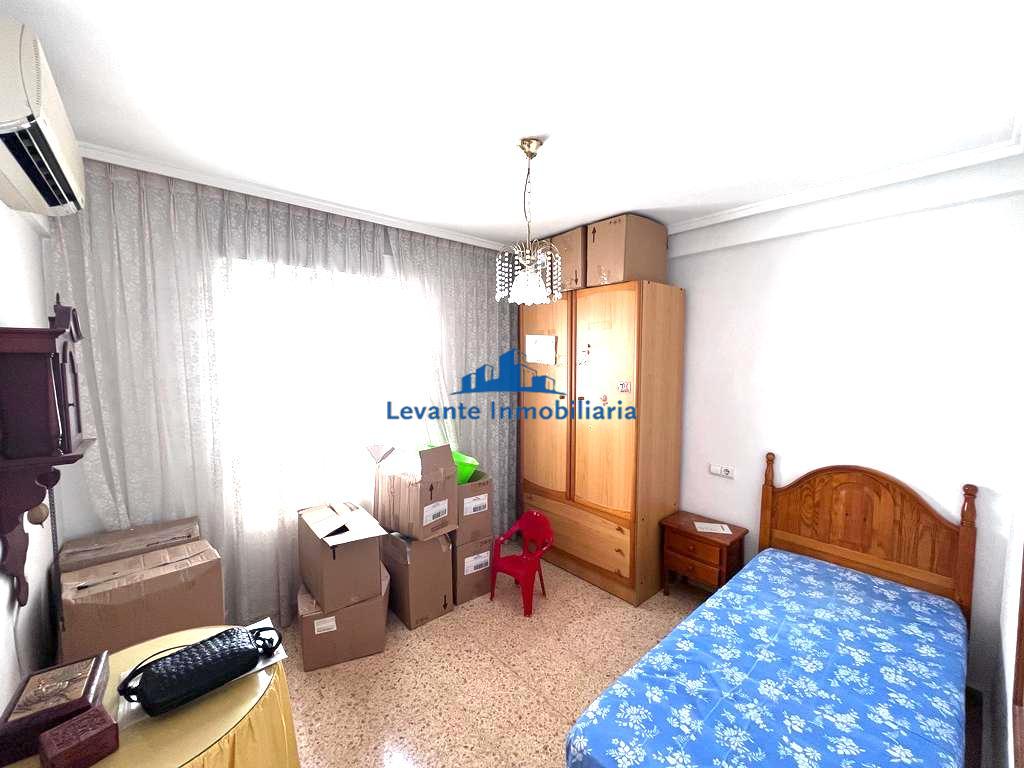 For sale of flat in Valencia