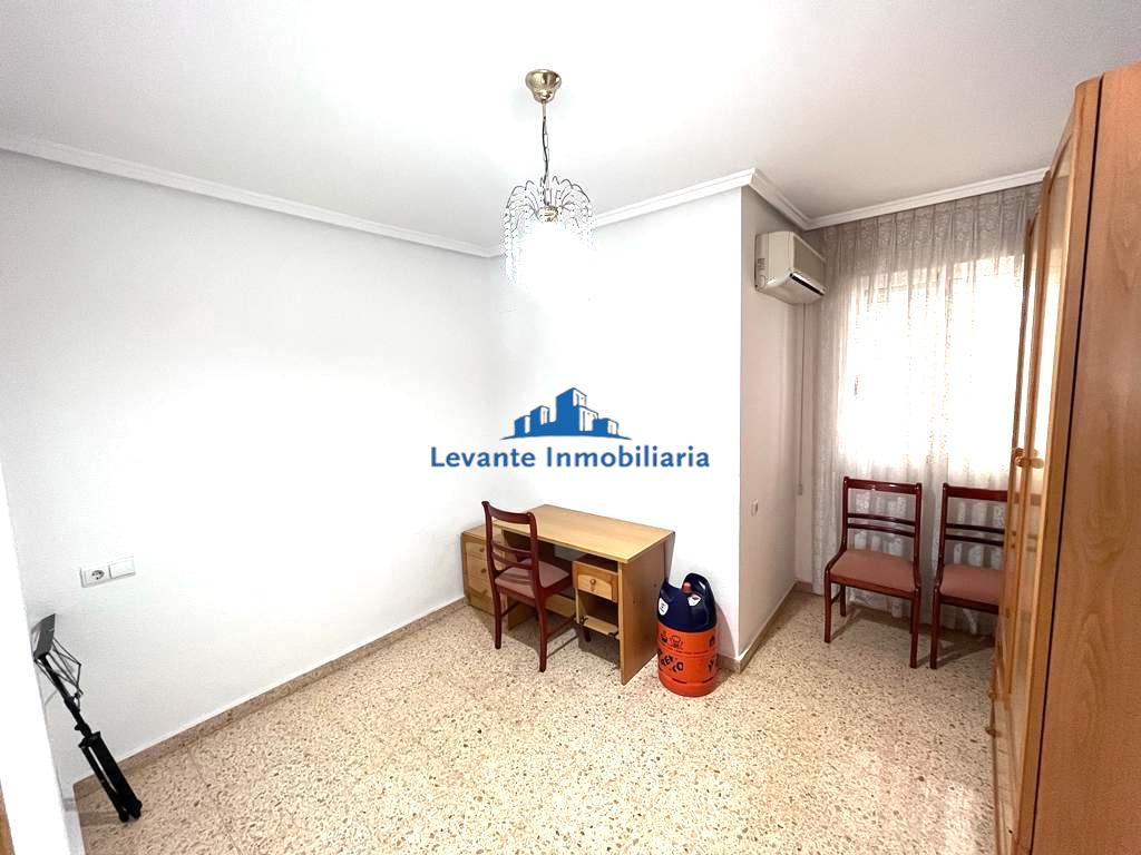 For sale of flat in Valencia