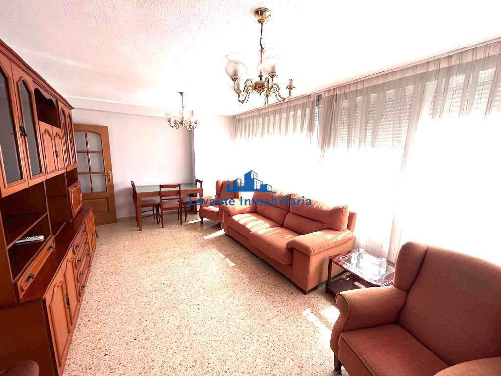 For sale of flat in Valencia