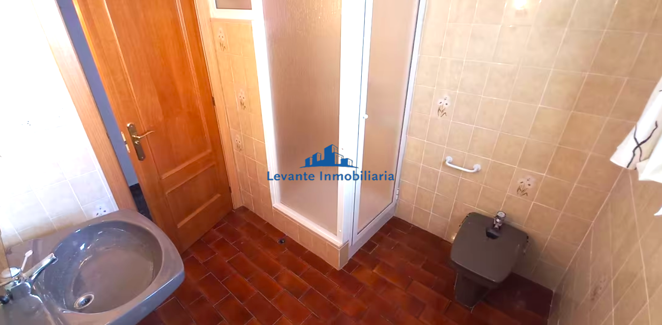 For sale of flat in Quart de Poblet