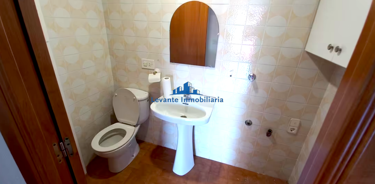 For sale of flat in Quart de Poblet