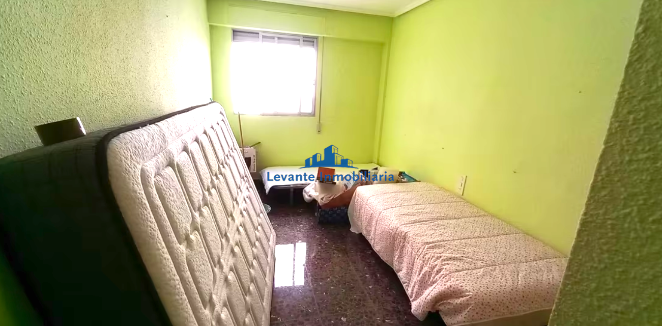 For sale of flat in Quart de Poblet