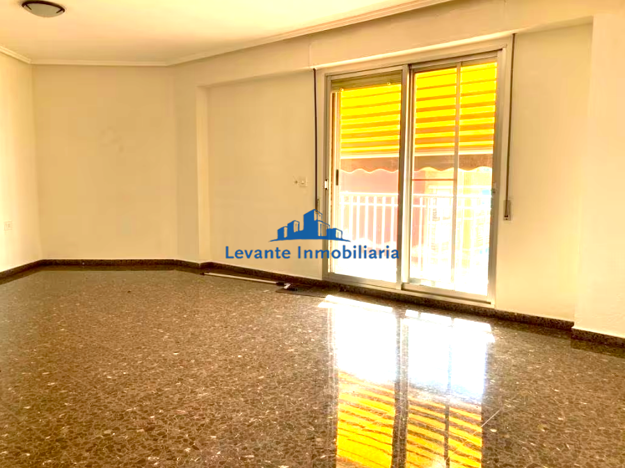 For sale of flat in Quart de Poblet