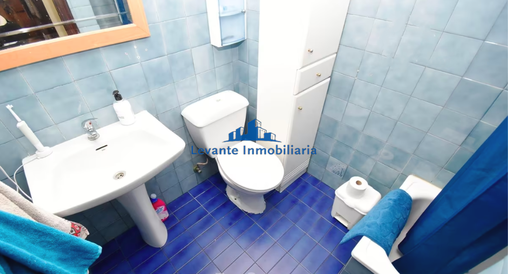 For sale of flat in Valencia