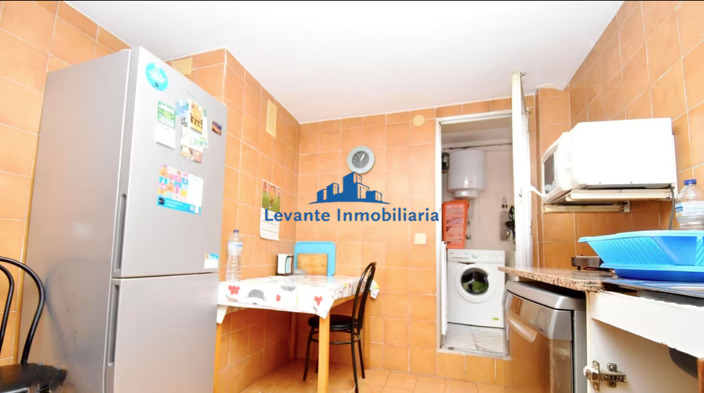 For sale of flat in Valencia