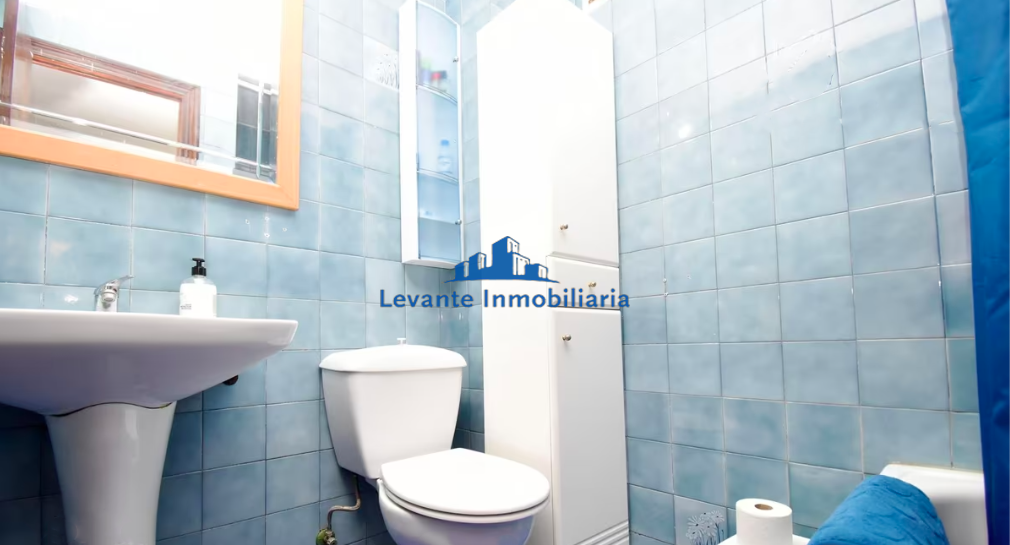 For sale of flat in Valencia
