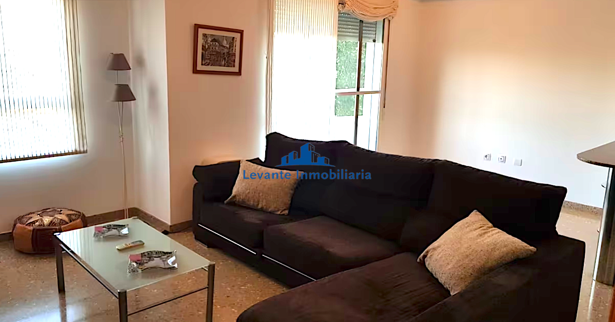 For sale of flat in Manises