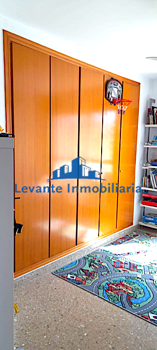 For sale of flat in Manises