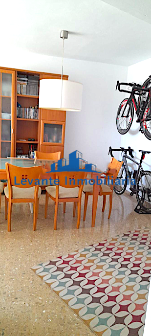 For sale of flat in Manises