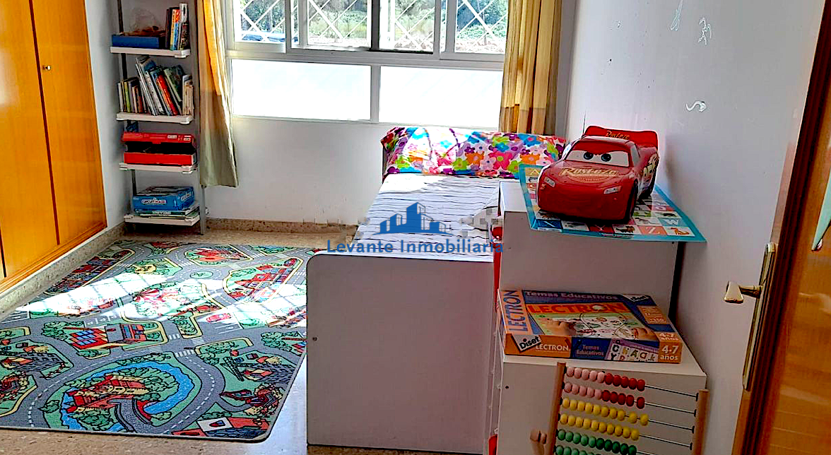 For sale of flat in Manises