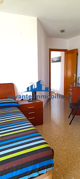 For sale of flat in Manises