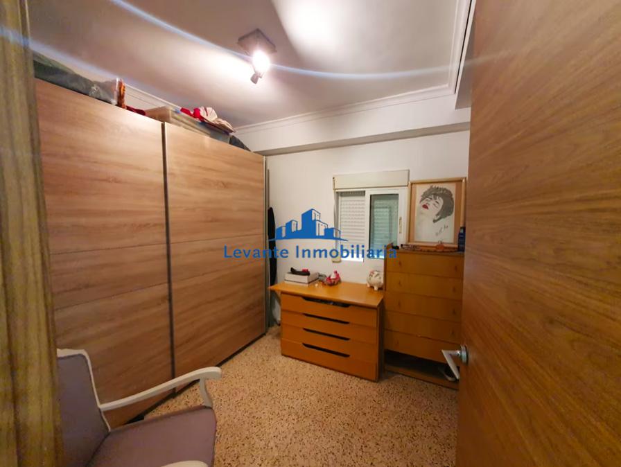 For sale of flat in Godella