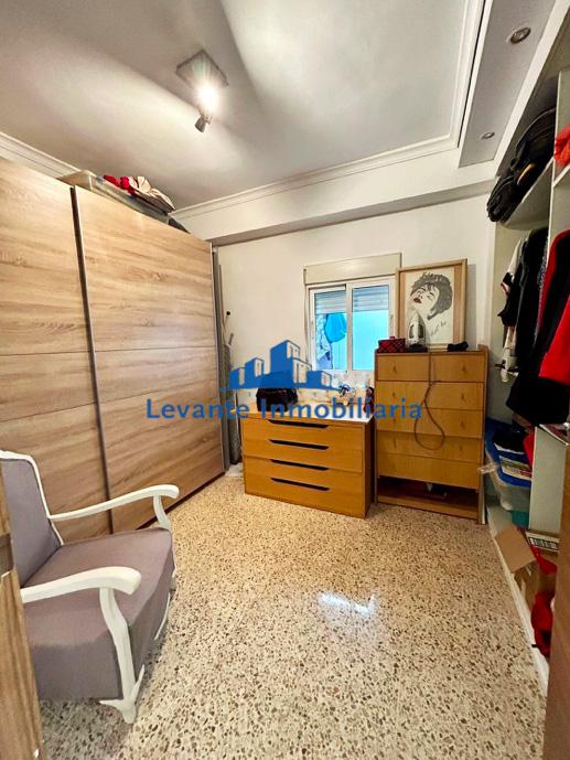 For sale of flat in Godella